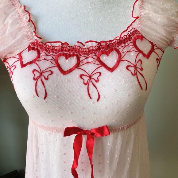 Pink and red heart babydoll lingerie - Picture 2 of 4